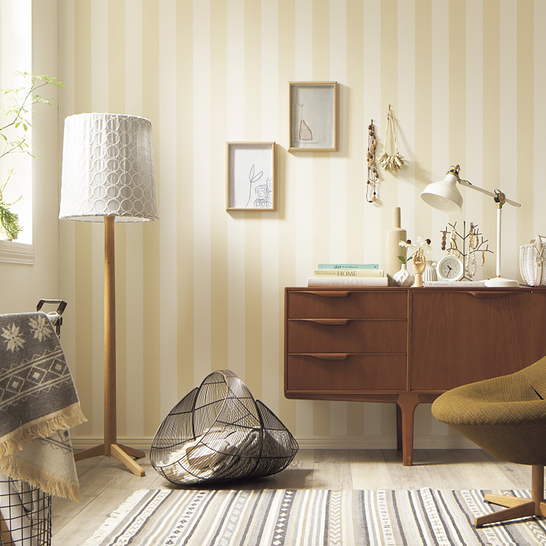 【壁紙 のり付き】 壁紙の上から貼れる壁紙 ストライプ TWP-9094